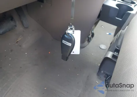 2015 Chrysler Town & Country Touring-L z USA, uszkodzony, nr VIN 2C4RC1CG0FR602635